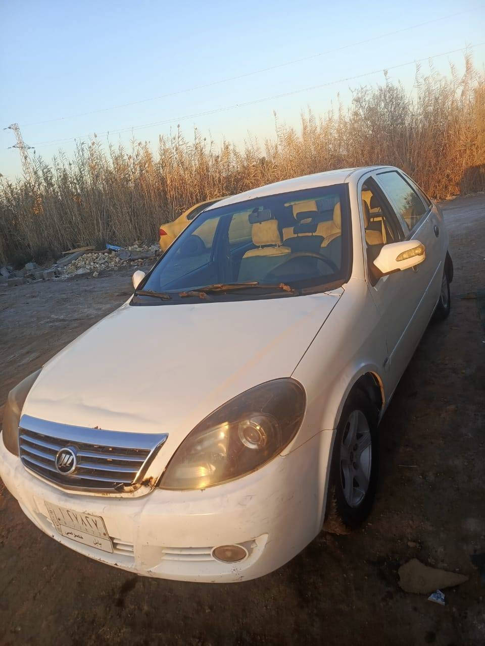 السلام عليكم سياره ليفان حجم520  موديل 12 رقم بابل سنويه نافذه محرك وكير خير من الله الكشر الحلى من الصوره اسعر 22 ورقه بيها مجال  العنوان الديوانية السدير ارقم الموبايل *********** ديوانية, القادسية
