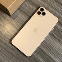 للبيع ايفون 11 برو ماكس ذاكره 256 لون ذهبي  بطاريه 100 مبدلة اصلية جدي...