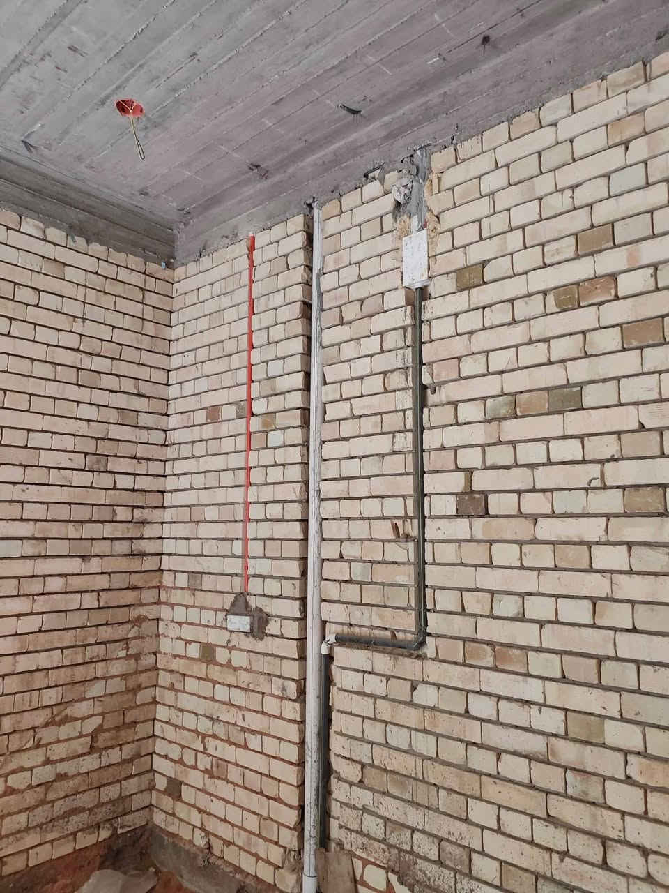 كهرباي متفرغ وعملي يقيمني ***********
