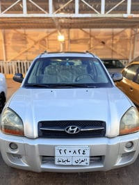 توكسان 2009 خليجي فول مواصفات سياره جديده كلش كفاله عامه من عده البنيد...