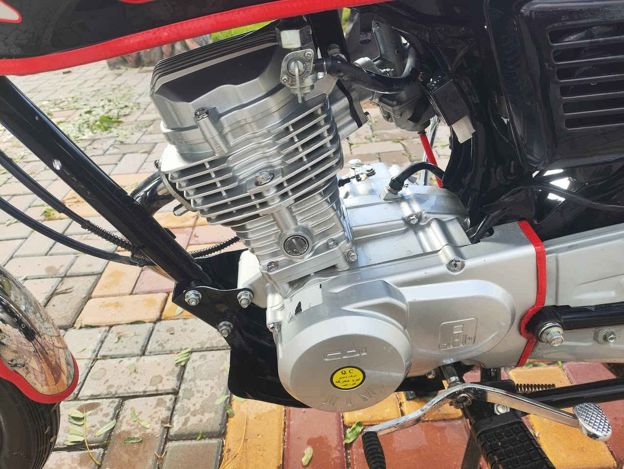 السلام عليكم دراجه نامه 25 اخو الصفر اوراق كفاله عامه مكاني بين كلار وخانقين سعر 600 وبيه مجال شراي اتصل ***********
