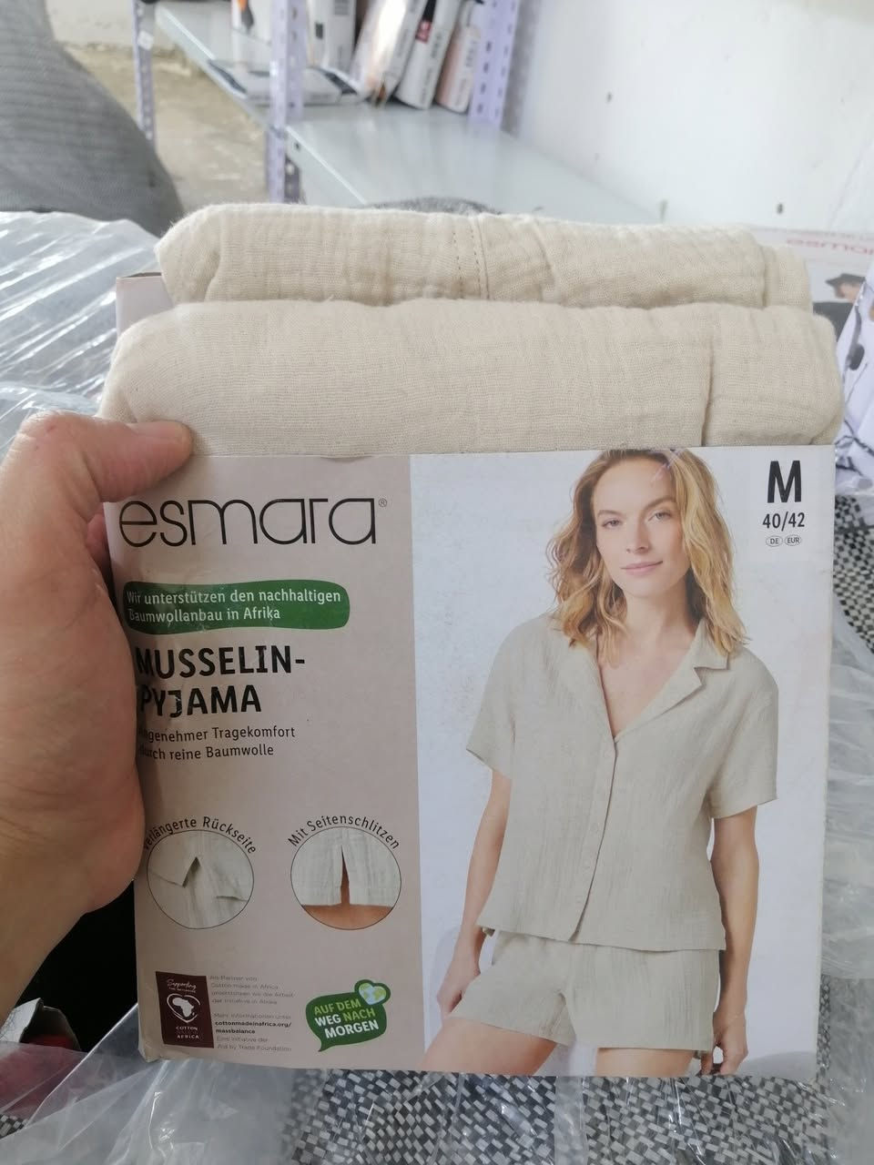 #سعر السيت ٦٠٠٠ دينار


**إذا كنت صاحب هذا الإعلان وتريد حذفه لأي سبب، رجاءا أرسل رسالة إلى الدعم الفني**