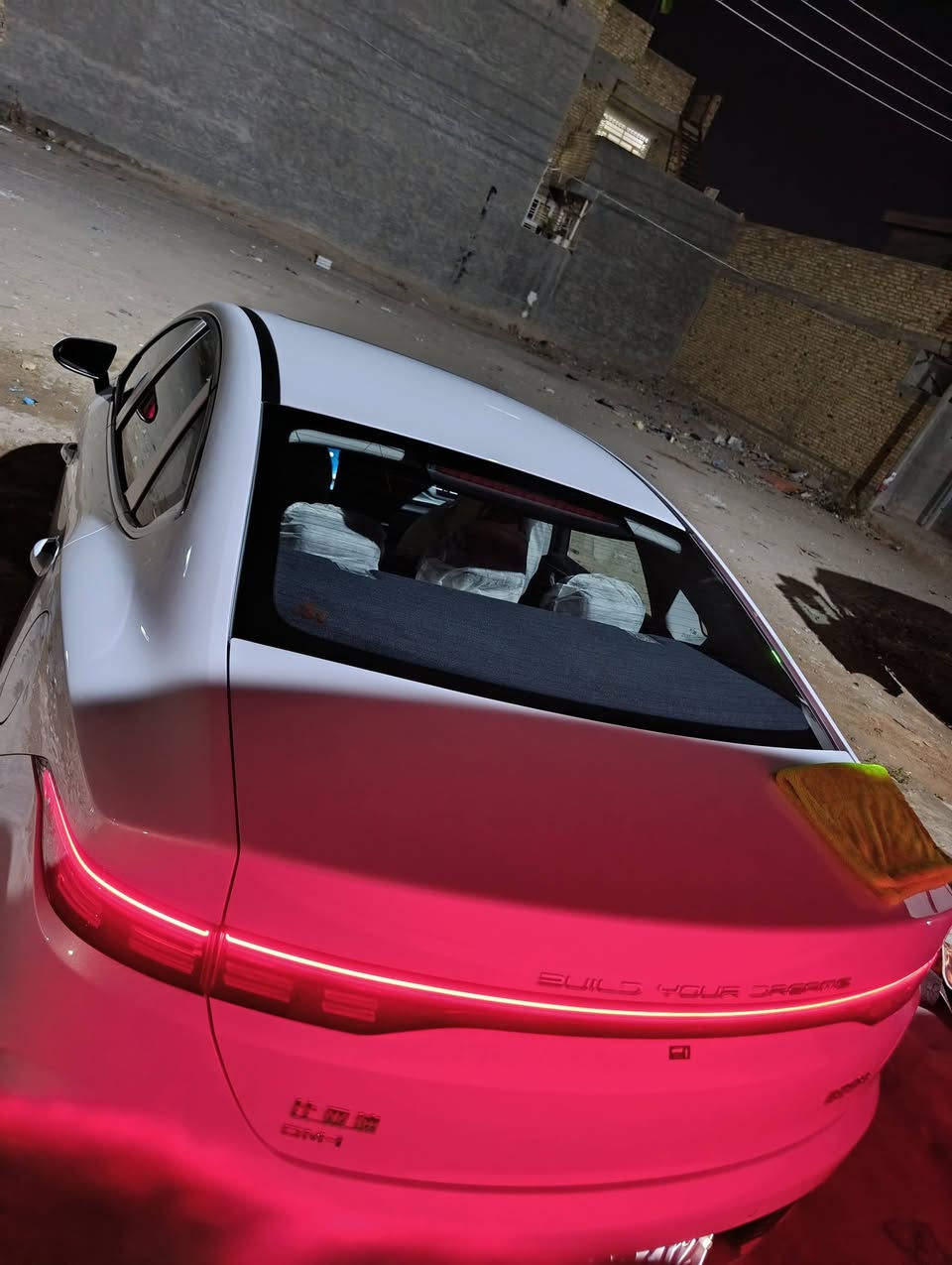 دستروير موديل 25 فتحه سقف فول مواصفات رقم بغداد ماشيه 400 فقط زيرو حگ الترقيم السعر 21 و250 للتواصل
*********** واذا اكو مراوس بسياره عاليه افضل

