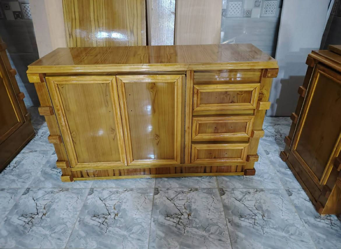 بسم لله....
(( معرض الهاشمي للأثاث العراقي))
                             #نقد_واقساط 
                💥 عرض خاص ولفترة محدوده💥

💥 غرفة  طابقين ٥ ملم من الدرجه الممتازه    مع كامل الملحقات 
💥 كنتور ٦ أبواب  دنك جاوي النقش من خشب #الزان المصري
💥 زاوية بأرتفاع الكنتور
💥 جربايه مسرح مع الدوشمه خياطه يدويه
💥 ميز مراية مسرح
💥 ميز بلازمه
💫 سعر الغرفة نقداً  ((2250)) الف فقط
💫 سعر الأقساط لمدة 10 أشهر ((292)) فقط
💫 سعر الأقساط لمدة ١٢ شهر (( 276)) فقط


**إذا كنت صاحب هذا الإعلان وتريد حذفه لأي سبب، رجاءا أرسل رسالة إلى الدعم الفني**