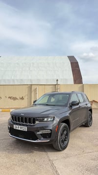 گراند شيروكى • ٣.٦ لتر ٦ سلندر • ١٨ الف كم