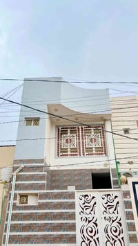 النجف شارع 60 • ١٠٠م طابو • ٣ غرف