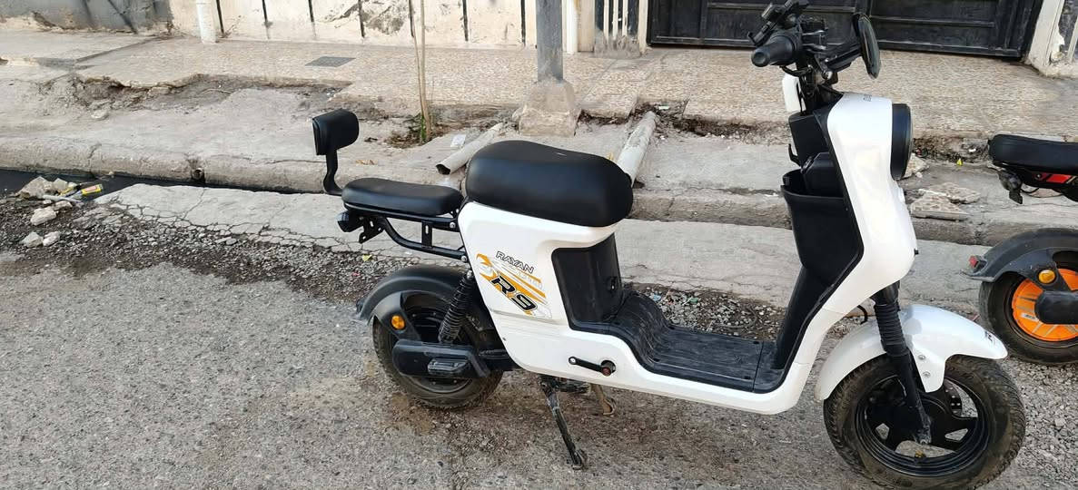 R9 الريان مستخدم شهرين نضافة100٪ السعر 450


**إذا كنت صاحب هذا الإعلان وتريد حذفه لأي سبب، رجاءا أرسل رسالة إلى الدعم الفني**