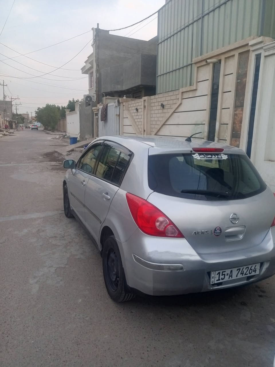 فيرسا 2009 ما بيه صبغ سيارة حيل نضيفه كير ومحرك نضيف ، 73 وبيه مجال
***********
