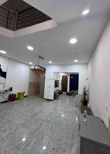 🏡 بيت للبيع في الدورة / جمعية خير الله – جاهز للسكن 🏡

📏 المساحة: 150 متر
📐 الواجهة: 6 م × النزال: 25 م

✨ البيت مؤثث بالكامل وجاهز للسكن فورًا
📍 موقع ممتاز جدًا في منطقة هادئة وقريبة من الخدمات

🛏️ 3 غرف نوم جاهزة
🚿 2 حمام
🍽️ مطبخ متكامل
🛋️ تخم جلوس كامل
❄️ سبالت (مكيفات)
🏗️ تشطيب حديث وموقع مميز

  (💸السعر500مليون دينار عراقي)(بي مجال)

(التعامل والتفاوض مع صاحب العقار مباشر)

☎️للأستفسار الاتصال على الأرقام (اتصال+واتساب):-
(فريد ابو احمد)
  ***********
***********

✅احصل على منزل أحلامك معنا، نحن مكتب عقاري موثوق
ومتخصص في تلبية احتياجاتك السكنية لاتتردد في زيارتنا او الاتصال بنا ...
