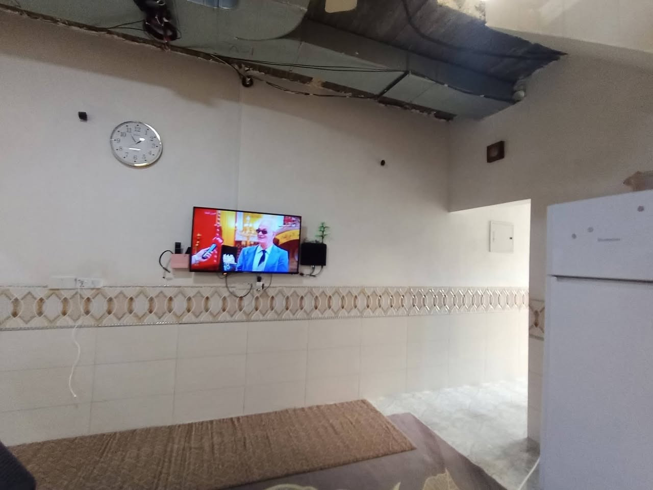 (1707)
#دار طابو طابق واحد للبيع
#المساحة / ١٠٠ متر واجهة ٥أمتار
#العنوان / كركوك شركة طارق قطاع ٧٧ فرع مقابل المستوصف
#السعر / 70 مليون
#للاتصال / ***********
