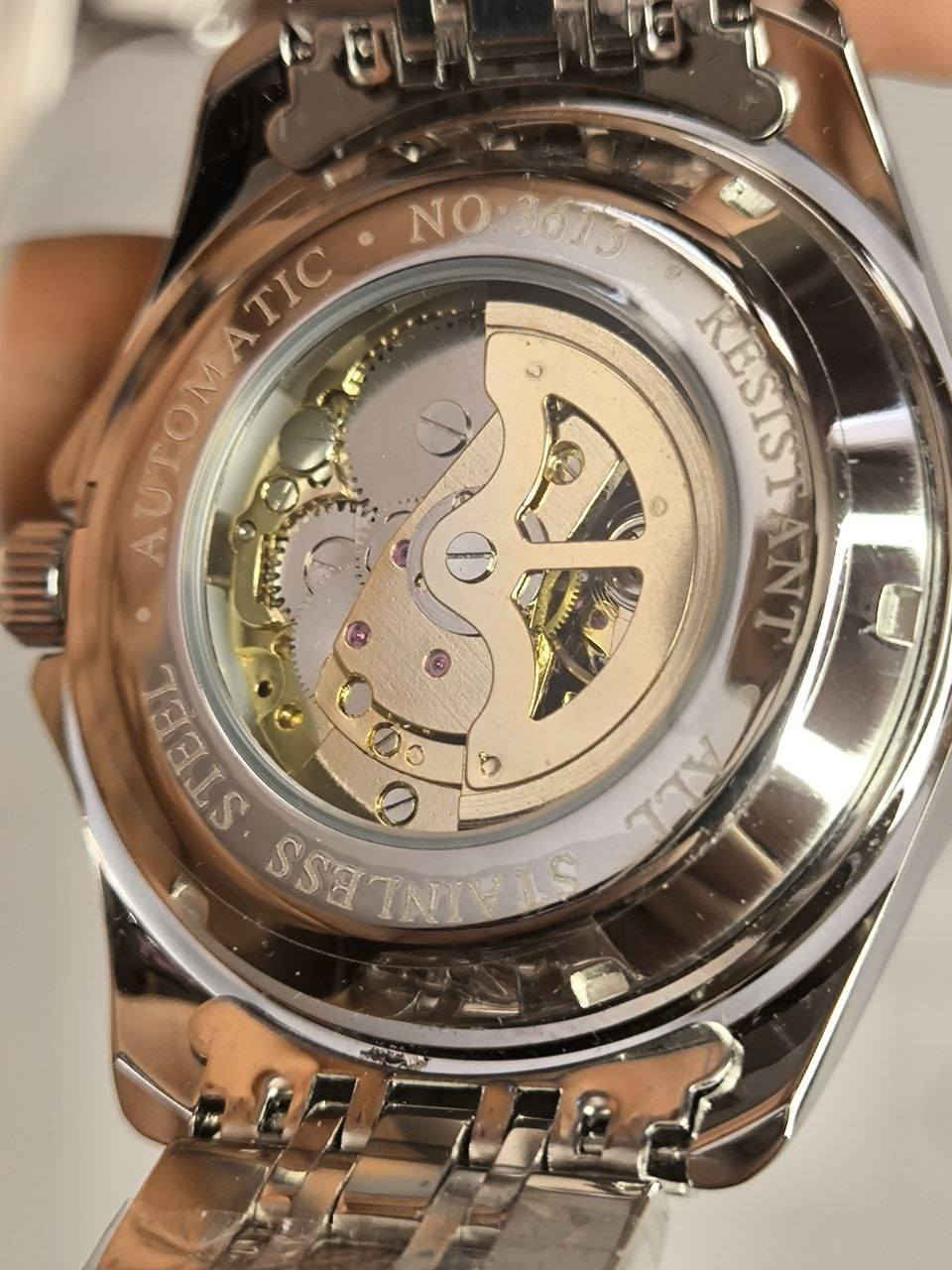 اورينت دولي ORIENT 
وارد اوربي DHL
 
تحفة فنية
لمحبي الرسمي 
مكينة اوتماتيك تكويك وحركة
ميناء نيلي رسمي مميزة جدا
جام زفير (مزرق)ضد الخدش 
مقاومة ماء وغبار 
سير ستانلس ستيل جوده عاليه 
قفل فراشة
قطر 43
وزن ثقيل 

ملاحظة : قطعة واحده فقط متوفره

السعر : 60 الف ع اول تم 
للحجز مراسلة الصفحة


**إذا كنت صاحب هذا الإعلان وتريد حذفه لأي سبب، رجاءا أرسل رسالة إلى الدعم الفني**