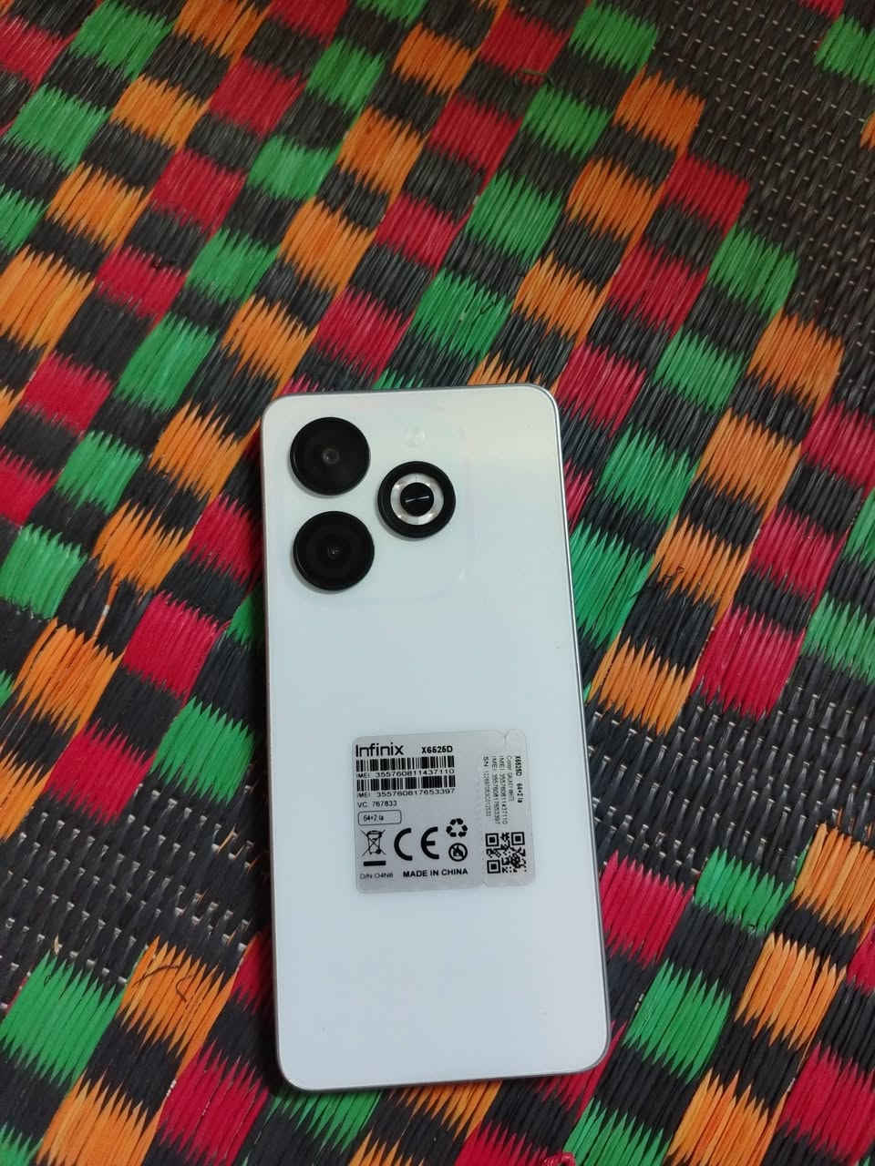 سلام عليكم جهاز Infinix smart 8
المواصفات والسعر في الخاص للشراي


**إذا كنت صاحب هذا الإعلان وتريد حذفه لأي سبب، رجاءا أرسل رسالة إلى الدعم الفني**