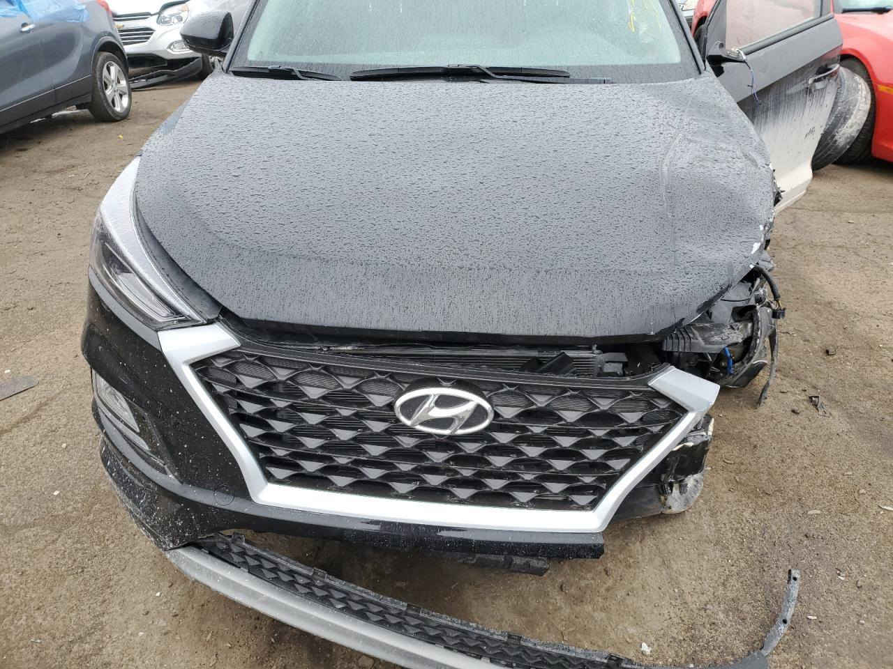 السلام عليكم 
للبيع توسان امريكي2021رقم   بغداد بسمي مكفوله من كلشي كير محرك شرط مامفتوح حداديه صدر تخم تاير جديد.
مواصفات 
بصمه تشغيل بصمه أبواب 
حساس امامي 
كشنات  مخمال 
ماشيه 56 ميل
مكان بابل المسيب الاستفسار عن السعر ***********  السعر 195
