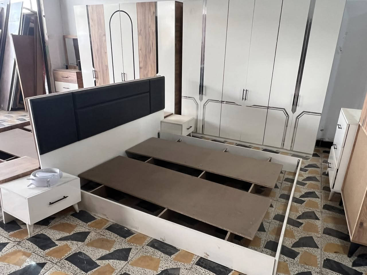 يالله السلام عليكم غرفه تركي جديد بس 645 الف
للسفسار الاتصال ***********
***********
