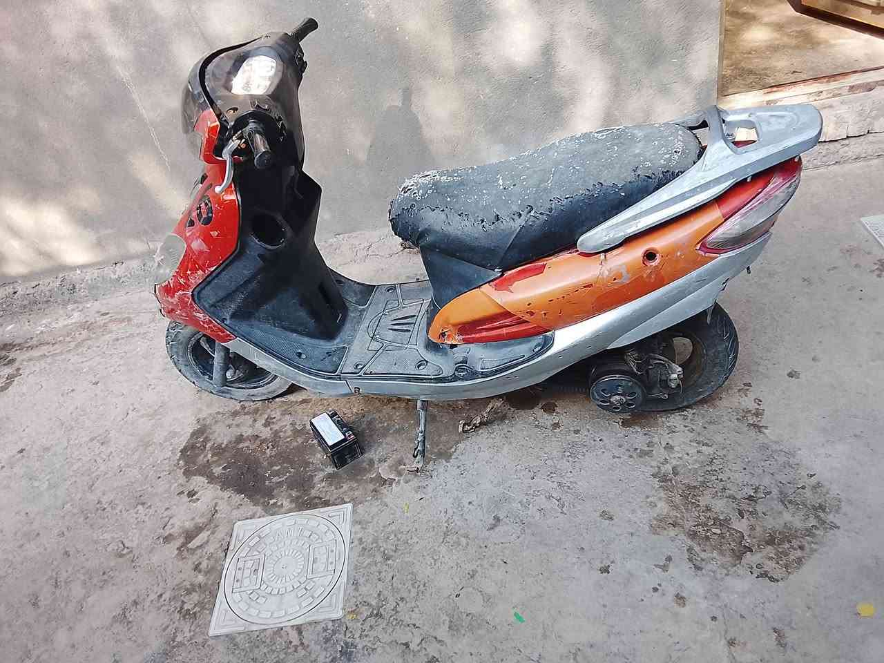 سيام ام عيون للبيع ادوات سعر 55و بي مجال لشرايه محرك نضيف ما مفتوح 140 بس بيه راجز و صالنصه مكسوره و نقص عقل و شوته و بيه كسر الي موضح بل صوره العنوان الفلوجه الجولان ام المساجد شارع الصناعه


**إذا كنت صاحب هذا الإعلان وتريد حذفه لأي سبب، رجاءا أرسل رسالة إلى الدعم الفني**