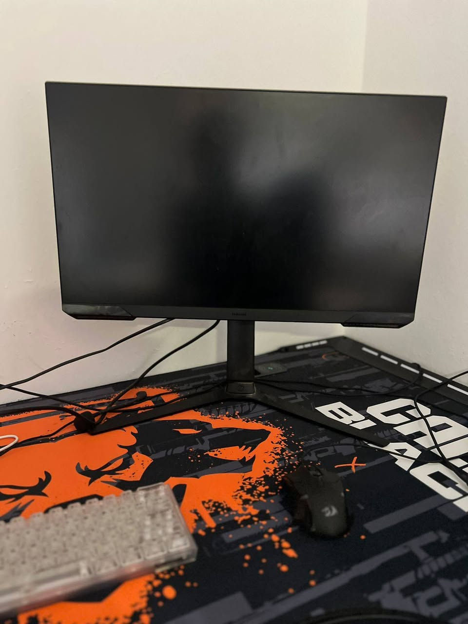 CASE: XIGMATEK NYX ARGB   وبيهة مجال للبيع ب2400
***********
PSU: FSP HYPER K. 600 W 85)

M.B: GIGABYTE HSTOM K DDR4 1700 LGA 

CPU: C5 14400F 2.5/20M 10C TRAY FAN COOLING : AIR SNOW/MAN MXA RGB

RAM : DDR4 KJT 2x8GB 3600 CORSAIR VENGEANCE RGB RS

M.2 : 256 NVME

SSD : 1.0 TB LEXAR

GPU: VC NVD GIGABYTE RTX 4060TI GAMING OC 8/128

Monitor: odyssey g3 (165hz)

Headset: Hyper x cloud ii (new) not open box 

Mouse: redragon (بس نطيني شسمه الفيرجن) 

Keyboard (redragon fizz)

Desk: Call of Duty BLKOPS6-RAPTOR-R RGB

Chair: normal gaming chair (صيني)

Ups: 1kv online
