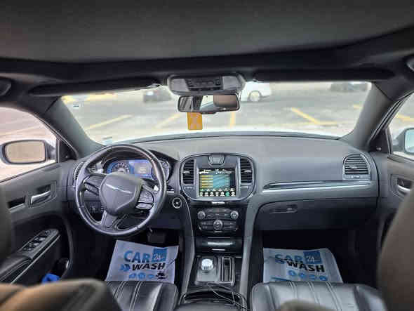 السلام عليكم للبيع اوباما 300s 2022 كلين تايتل
مكاني بغداد🔥 السيارة فول مواصفات وبحالة فوق الممتازة

المواصفات المختصرة:

• اللون: أبيض

• محرك V6 – 3600

• دفع خلفي

• بانوراما

• تشغيل بصمة + تشغيل عن بعد

• كاميرا خلفية دوّارة

• رادار جانبي

• حساسات أمامي وخلفي

• شاشة كبيرة

• كشن جلد S كهربائي + تدفئة وتبريد

• سماعات البيني

• ويل كب 20

• وارد كندي – كلين تايتل

• سوبر ستوك وكالة بدون إضافات

• شرط بدون صبغ – من الدعامية للدعامية

• ماشية فقط 59 ميل

• السيارة باسمي رقم اربيل

السعر: 340 ورقة

🔄 بيها مجال بسيط  ***********
