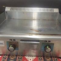 مرحبا اغراض للبيع استعمال قليل شغالات واصليات التفاصيل موضحه تحت الصور...