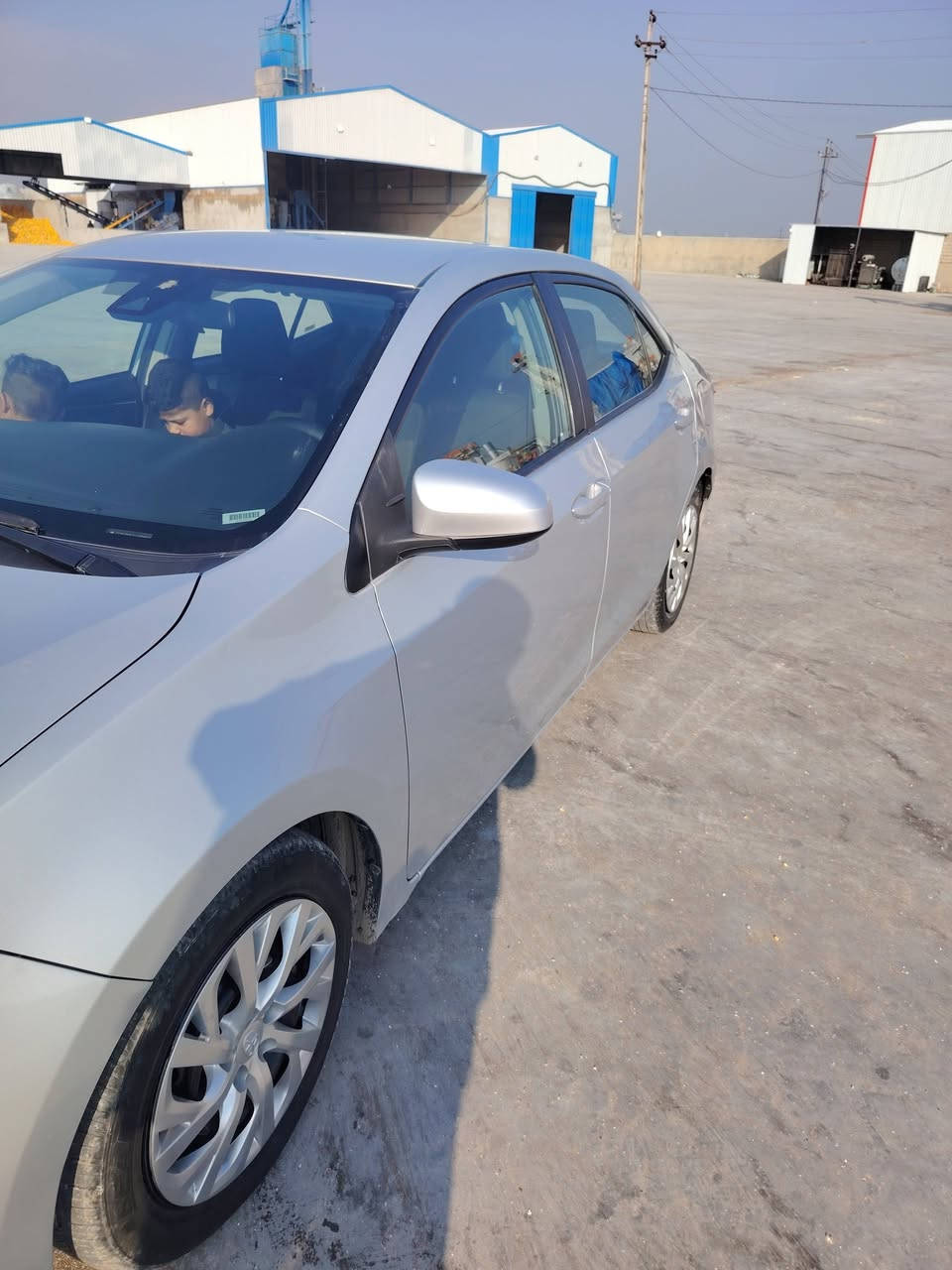 اسلام عليكم كولا البيع موديل 18 ايل اي 3 قطع صبق ضرار خلفي بجم كبس ماشيه 49 ردار حجر شركة سنويه جديده السعر 135 مكان كركوك حويجه رقم الهاتف ***********
