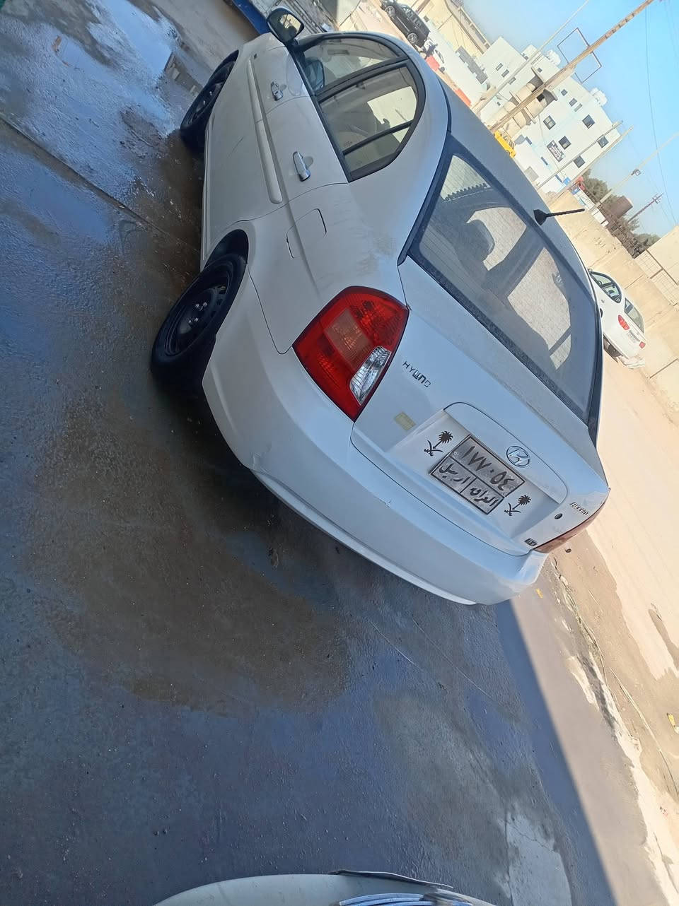 مديل ١١.مكاني نجف حي الأنصار *********** محرك ٦٠٠
مكينه كير تبريد حداديه زينات
بيه صبغ ابيع حزام وبيه ضربه بخشم جاملغ الأمامي صوب العبري  كهربائيات كله شغاله سعره ٨٢ وبيه مجال رقمه أربيل وكاله وتحويل موجود
