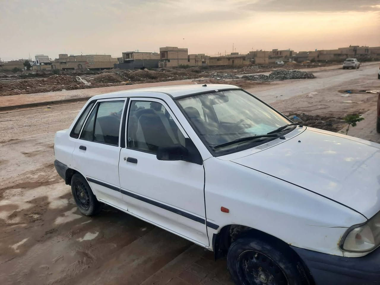 السلام عليكم
سايبا 2014 ابيض  قادسيه مكفوله من الضربة فقط هلالات خلفيه معمرات مكينه وكير جاهزة رقم قادسيه مكانها الديوانيه حي الزيتون السعر 38 
*********** الاتصال
