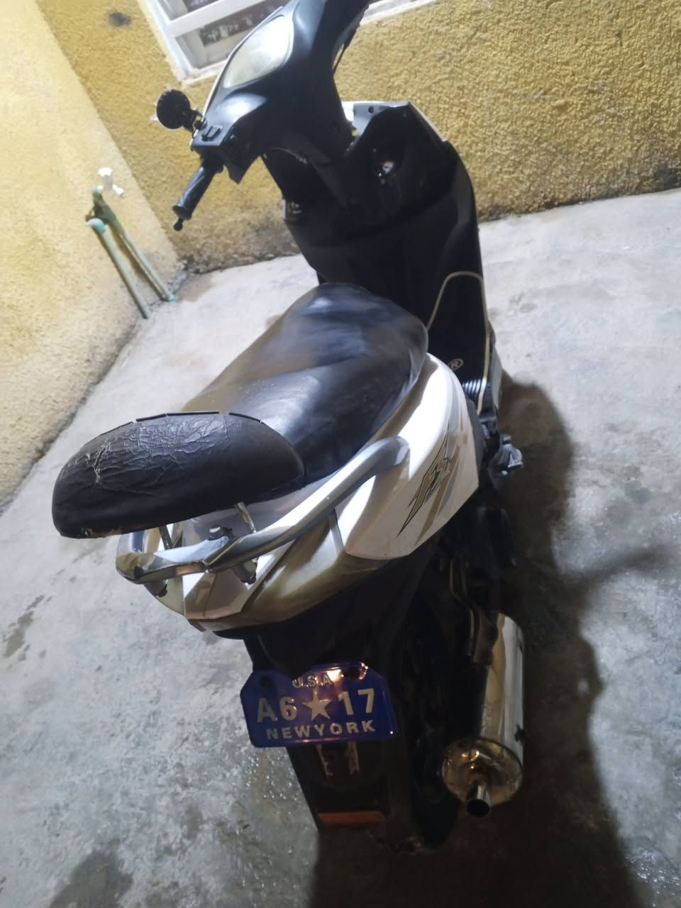 السلام عليكم درجة إلى بيع إف اس مكينه ماكس عدله   ناعمه درجه حلوه نكره سلف هندر لايت  زنون صالنصه رياضي  السعر 350 وبييه مجال بسيط مكاني كربلاء الاتصال ***********
