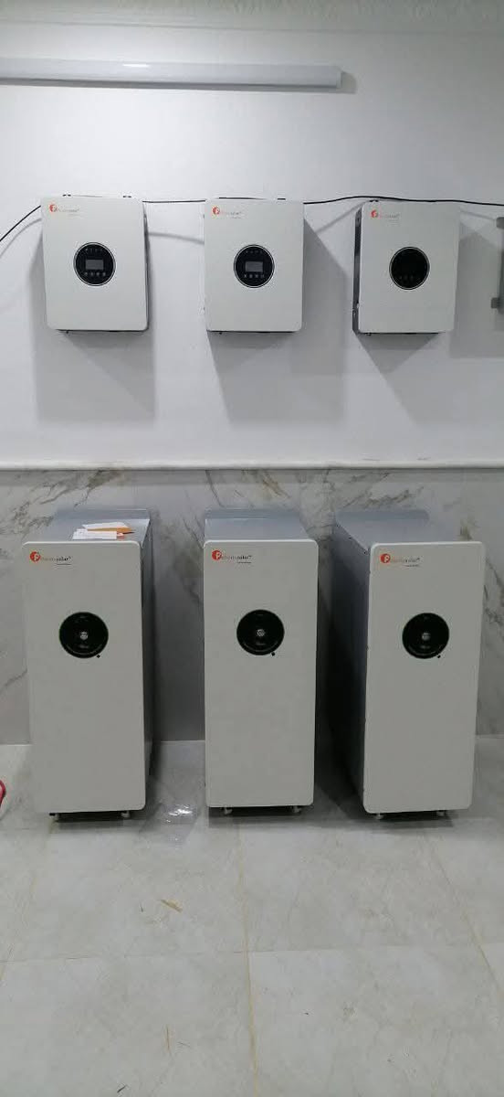 تم نصب منظومة طاقة شمسية في اربيل ☀️🔋
انفيرتر فليستي 6 كيلو عدد 3 ⚙️🔌
بطارية فلستي 15 كيلو عدد 3 🔋📦
الواح عدد 18 قدرة اللوح الواحد 620‪ واط ☀️📐
نهارا 45 امبير ☀️🔌
ليلا 180 امبير بلساعة 🌙🔋
سيركت حماية متكامل ويشمل( قاطع DC الواح +مانع صواعق +فيوز حماية) ⚡🛡️
قاعدة حديد مغلون كلفنايز 2 ملم حقيقي 🏗️🔩
قاعدة الواح متحركة زاوية شتوية وزاوية صيفية 🔄☀️❄️
تصميم وتنفيذ مكتبنا.. 🛠️📐
للاستفسار الاتصال على 📞💬
*********** 📱
***********‪ 📱
مصطفى العنزي 👷‍♂️🔧
