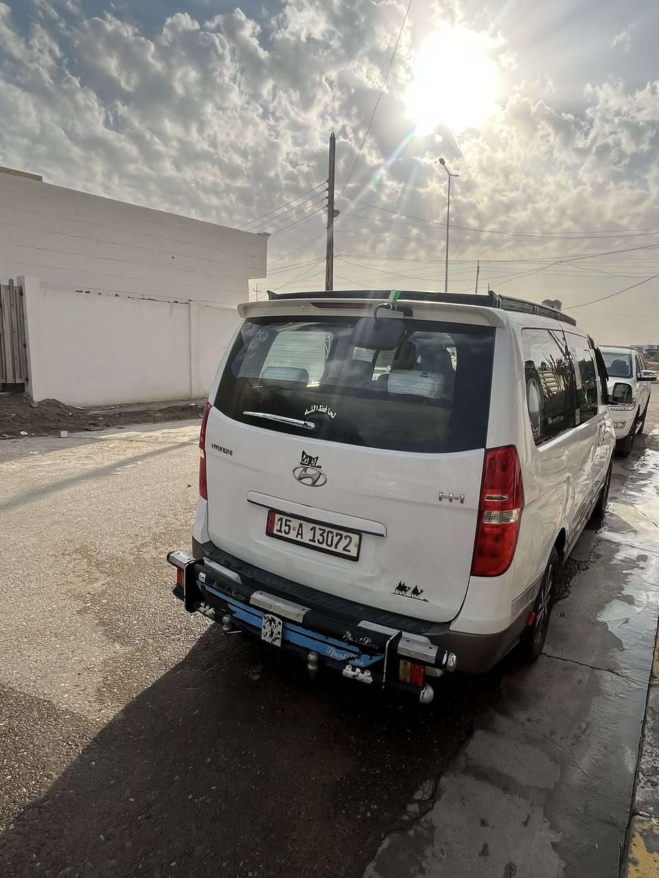 ستاركس2012H-1
سعر 165 بي مجال 
فول مواصفات سياحي 7 ألوان 
للاستفسار ***********
