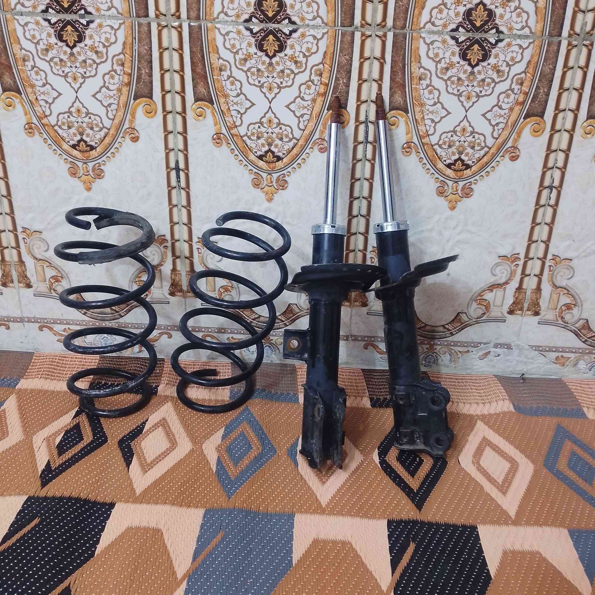 للبيع دبلات معه لويات مال النترا مضلع الفين 16 15 14نضافه 80بل ميه السعر 40وبيهن  عنواني بغداد رقمي ***********
