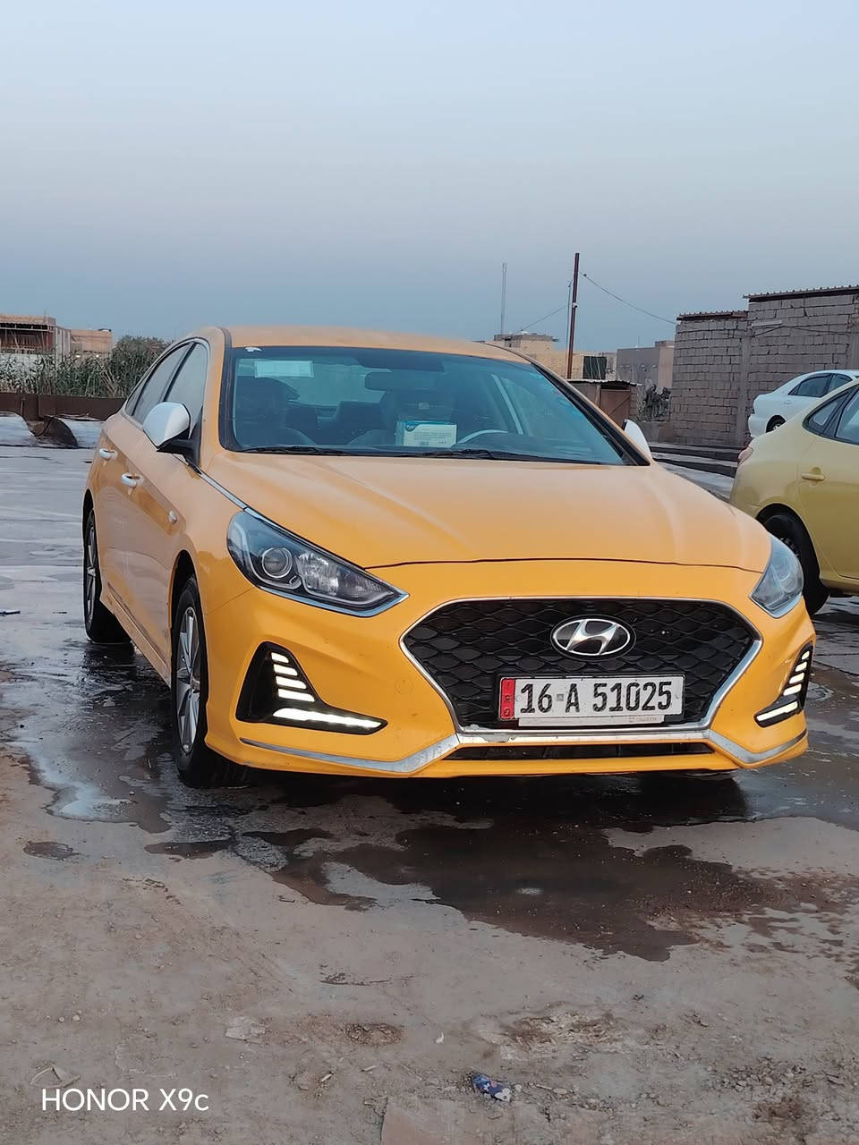 سلا عليكم سوناتا للبيع كفاله عامه سياره جهازه سنويه 31 كوريه بانزين سياره خط ديونيه بغداد مديل 22 سياره جهازه حداديه جديده تخم تاير السعر خاص المو شراي لا نتصال وهاذه رقمي *********** 👌

