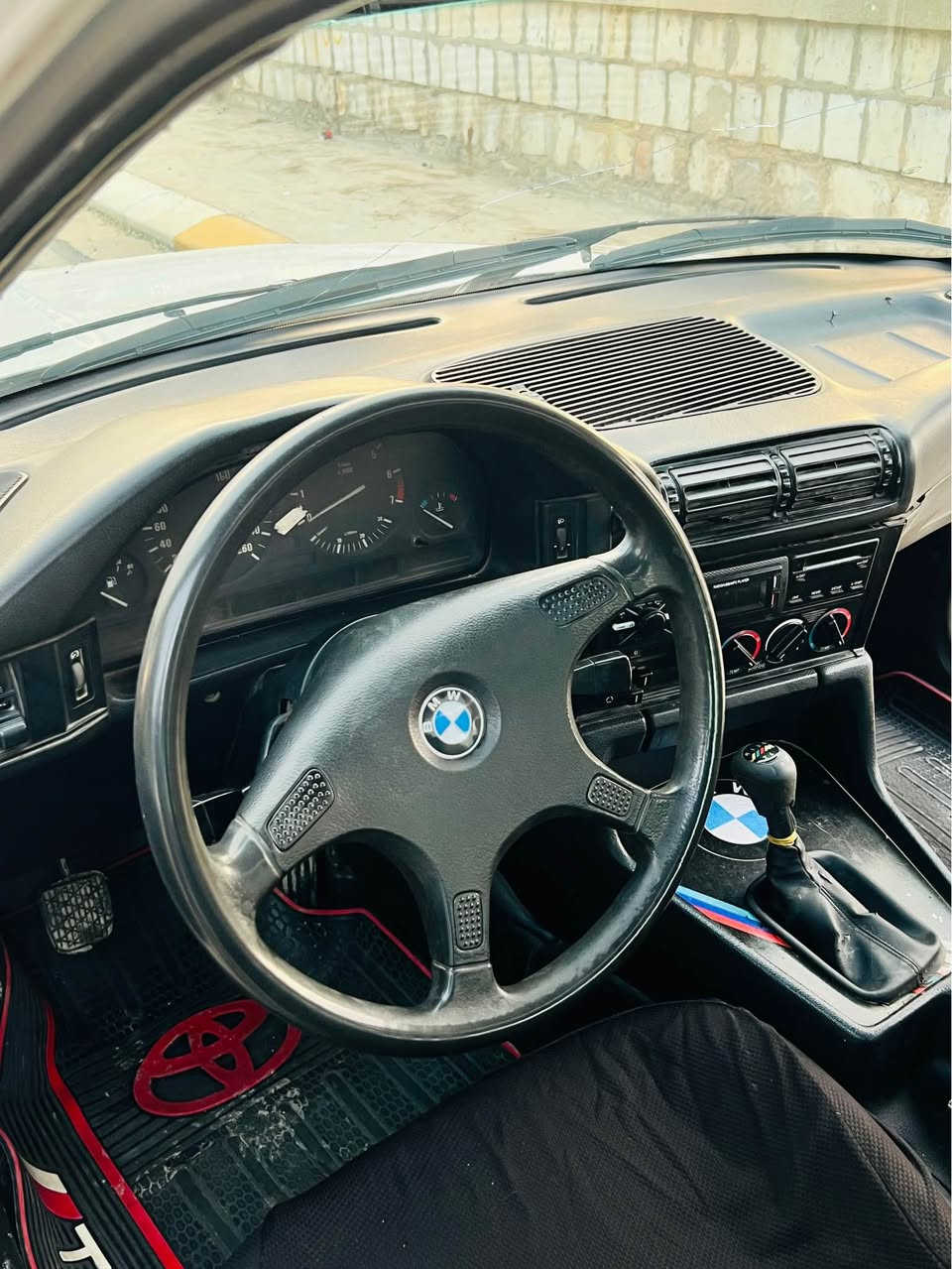 525 گـێـر عـادی سـەنـەوی تـازەیـە تـاکـوو مـانـگـی 8 بـەشـەرت تـەحـویـل 

سـلایـد 2 جـام کـارەبـا 
تـەبـریـد  
قـوفـل مـەرکـەزی 
تـایـەو ویـلـی خـاویـن 
گێـرو مـەکـیـنـەو ئـەکـسـل و وایـەرمـەنـی بـەشـەرتـی فـیـتـەر  

40 گـەڵاو مـەعـمـەلـە وەرە سـەیـارەکـە فـەحـس بکـە بـەدڵـی خـۆت دواتـر مـەعـمـەلـە بـکـە 

گـۆریـنـەوەش دەکـەم بـە شـاهـینـە 
*********** كالار, السليمانية
