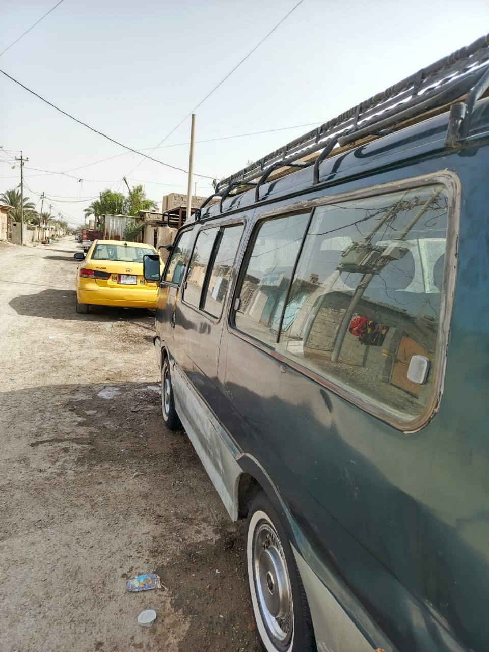 السلام عليكم سياره كيه بسته للبيع موديل 1995 السياره جاهزه مكينه أو كير حداديه أو صدر كله مكفول رقمها جديد دولي سنويه ل2030 مصفره رسمي السياره السعر 38اوبيها مجال للشراي الرقم ***********
