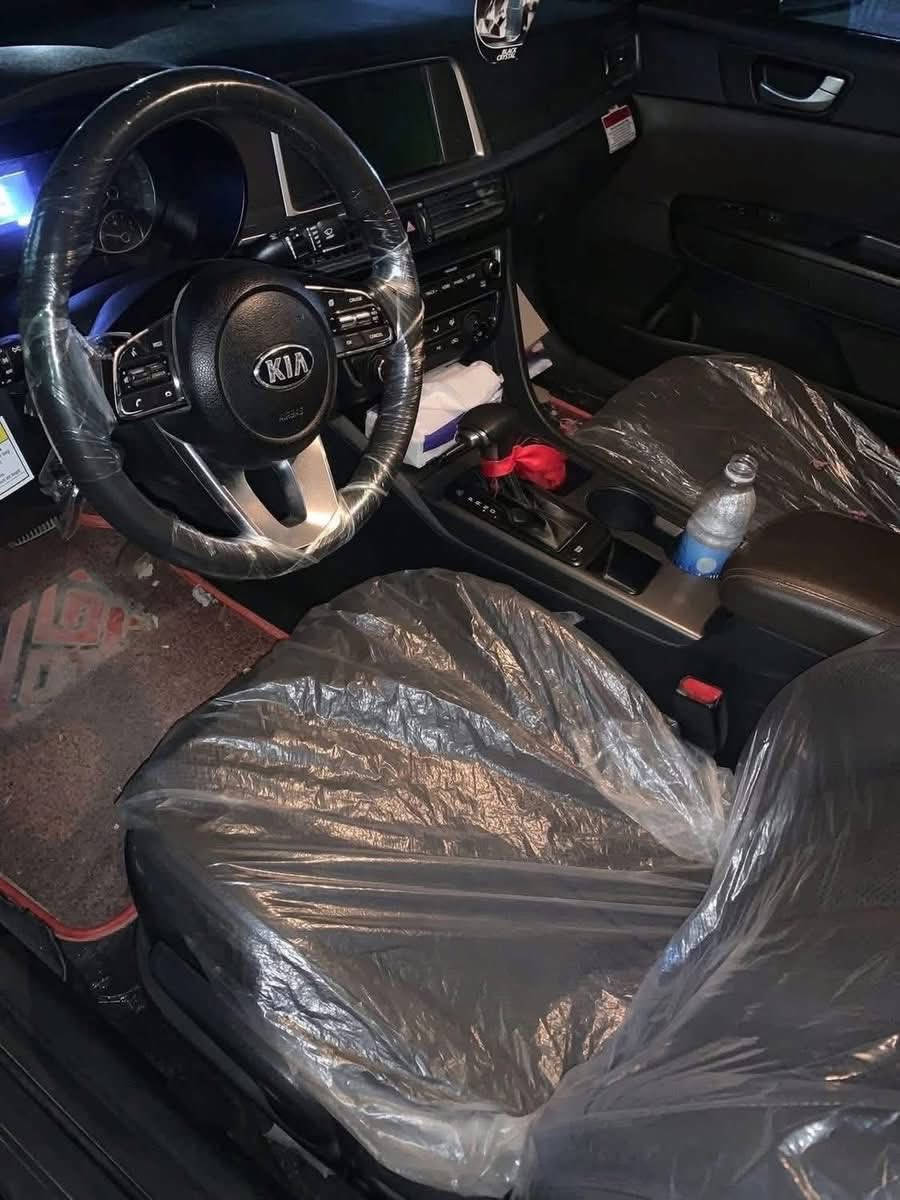 السلام عليكم 
كيا أوبتيما وارد أمريكي  موديل 2019 للبيع 
فئة fe ومعروفة مواصفاتها 
مودات قيادة (نورمل ،ايكو،سبورت)
تحديد مسار 
مثبت سرعه 
مانع انزلاق 
مانع اصطدام 
رادارات جانبي وأمامي وخلفي 
السيارة ماشية50  الف حقيقي 
السيارة بعدهي جديدة على ايدنا كير ومحرك خير من الله 
حدادية جديدة 
رقمها ذي قار دولي 
السعر 128 وبيها مجال 
مكان السيارة الناصرية مركز 
للاستفسار الاتصال على ***********
غير متواجد ع الفيس
