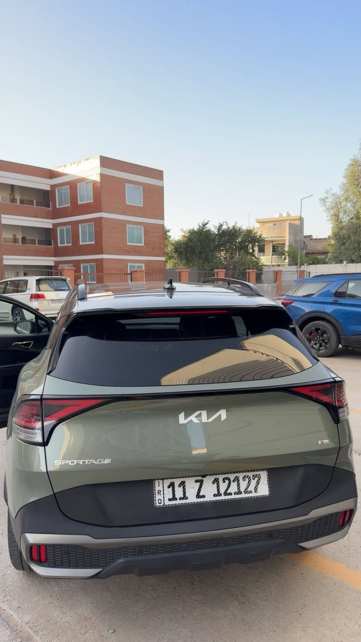 🚗 Kia Sportage 2023 X-Line – فول مواصفات
لون زيتوني مميز 💚
ممشى 51,800 كم – استعمال نظيف جداً

✨ عليها رقم مميز وحلو✨

🔹 محرك 2.5 فل
🔹 دفع رباعي AWD
🔹 شاشة كبيرة 
🔹 جلد فاخر + شحن لاسلكي
🔹 كاميرات + حساسات + أنظمة أمان كاملة

السيارة حادثها جاملغ من جهة السايق وجاهزة للفحص بأي مكان 👌
💵 السعر 22,000$ وبيها مجال للجادين فقط

📞 اللي ناوي يشتري يتواصل خاص ***********
