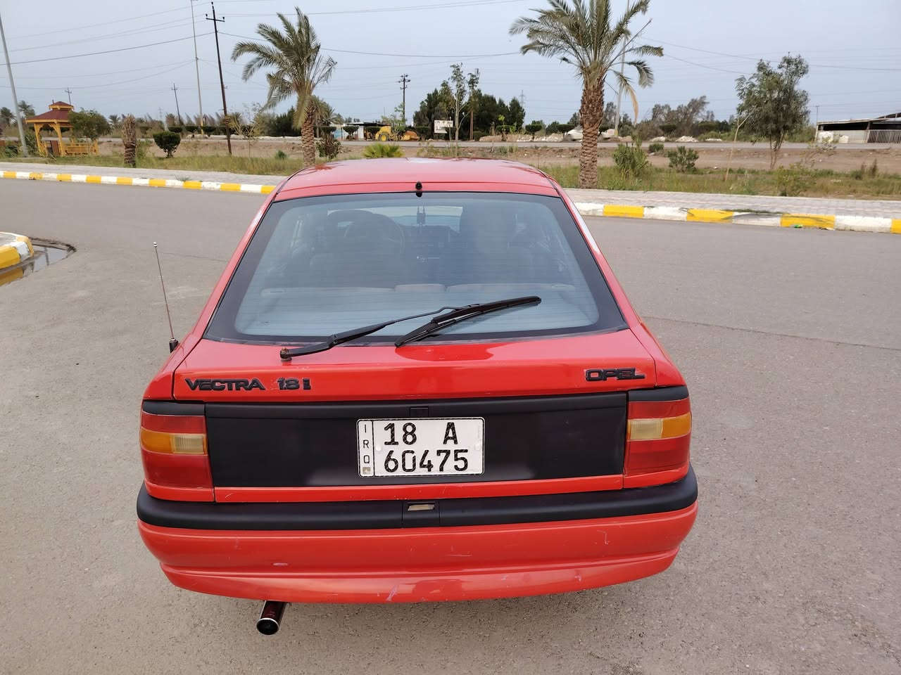 فكترا موديل ٩٤ سياره جديده مال جناي استهدام شخص واحد تخم تاير حداديه جديده بأسمي تحويل ثاني يوم سنويه ل٢٦ السعر ٤١ وبيه مجال قليل العنوان واسط للتواصل ***********
