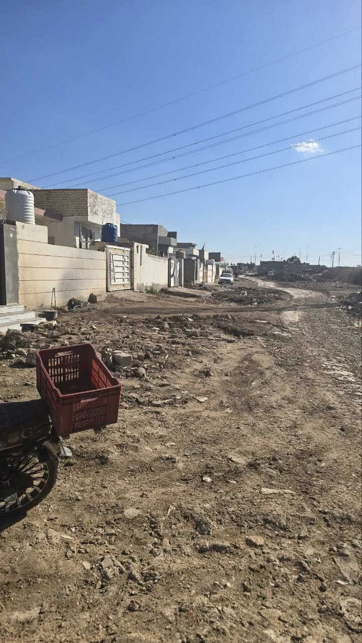 السلام عليكم قطعه 150 متر للبيع موقع مميز خلف حسينيه البتول تبعد عن الشارع العام 100 متر استفسار اكثر اتصل ***********
