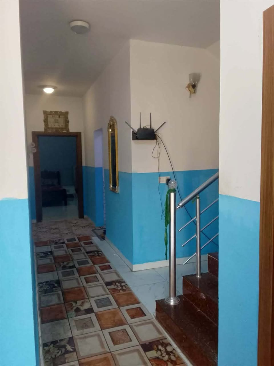 دار للبيع ضمن مجمع الزهراء السكني الاستثماري
📍 الديوانية

مطلوب على المصرف العقاري: 70
📆 التسديد الشهري: 417
💰 تسليم باليد: 75

المواصفات:
 • المساحة: 200 م²
 • طابق واحد
 • غرفتي نوم
 • صالة
 • مطبخ
 • صحيات
 • شرقي وغربي منفصل مع حمام

📄 المعاملة: أصولية

📞 للاستفسار:
***********
***********

مكتب أساس للعقار والمقاولات العامة
