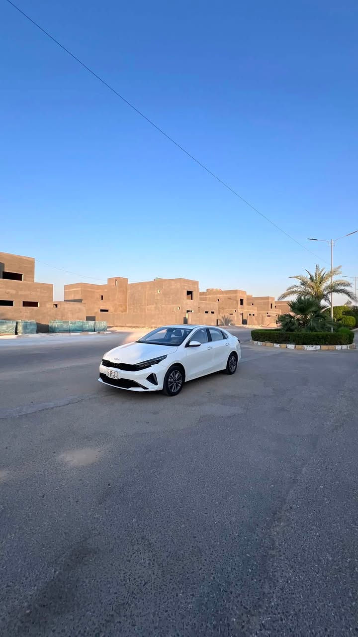 للبيع K3
موديل 22 

فول موصفات 

فتحة 

بصمه 

جلد 

تبريد قطعتين 

كامرة 

تحكم 

اشارت لكزز 

بك لايت لد 

 شاحن واير ليس 

تخم تاير جديد هسه شاده 

هزه جديده بسمي 

السيارة كل نقص مابيها 

السعر 125وبيها مجال 

العنوان النجف رقم ***********
