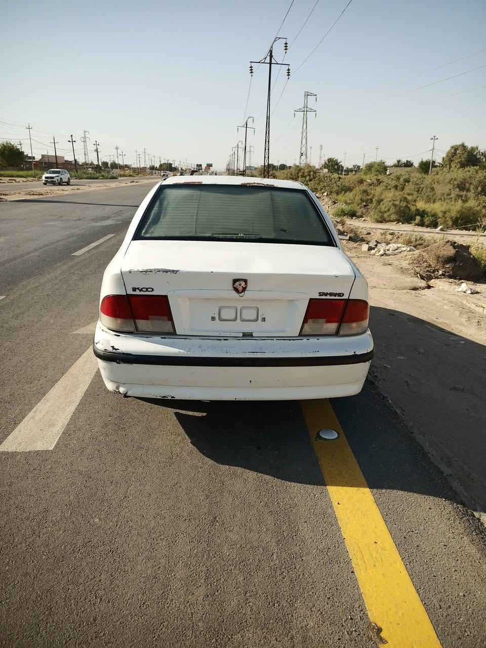 السلام عليكم سمند للبيع رقم كربلاء 2010 ابيض السعر 22 وبيهه مجال ***********
