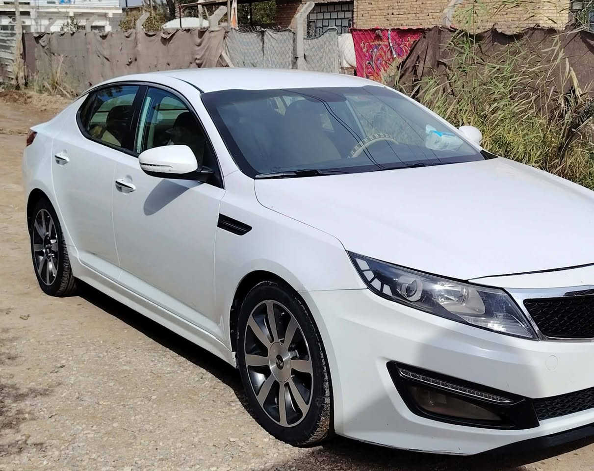 اللهم صل على محمد وال محمد
السلام عليكم  
كيا أوبتيما موديل 2013 خليجي 
فول مواصفات 1 على 1 قماره حديد 
بيه بارد بالچاملغ الامامي فقط 
كفاله تبديل وصبغ محرك 2400 
شرط ما مفتوح مواصفات بصمه تشغل بصمه ابواب كشنات جلد بلاد 
شاشه كامره بلمرايه شفتات بلستيرن 
لد امامي وخلفي تبريد خلفي يدات نكيل داخل والخارج حساس خلفي 
مرايات شفط شاره بلمرايه ويل كب كروم محرك 2400 دوش رقم اربيل سنويه نافذه 
السعر 
125
رقم الهاتف 
‏‪***********‬‏
