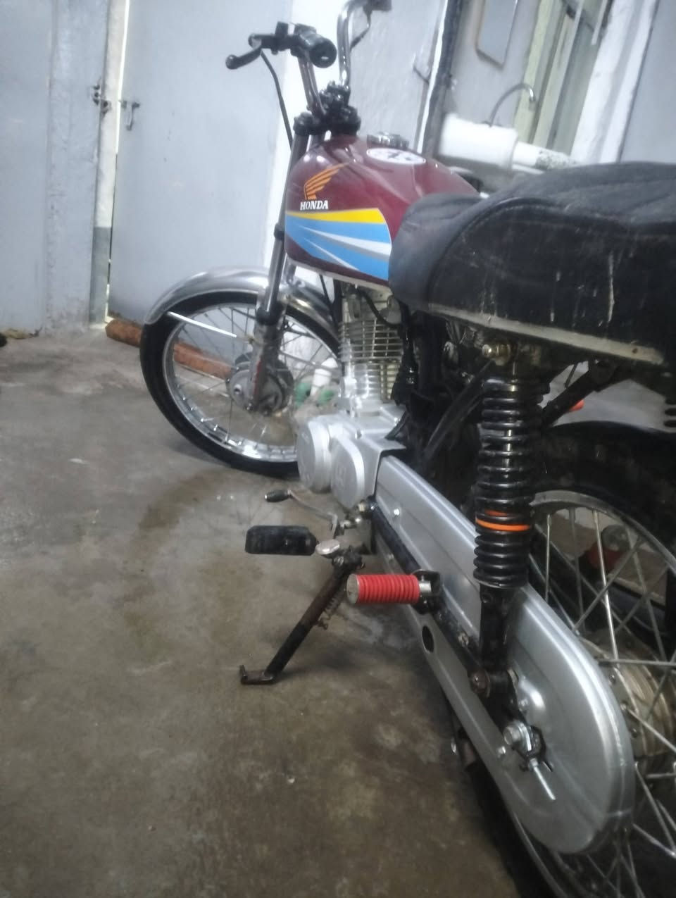 سلام عليكم موطور نامه موديل 23 شرط ما مفتوح شلعه معدل نار ماشالله دبلات مي كزوز باكستاني كلشي بي جديد السعر 500وبي مجال شراي خاص


**إذا كنت صاحب هذا الإعلان وتريد حذفه لأي سبب، رجاءا أرسل رسالة إلى الدعم الفني**