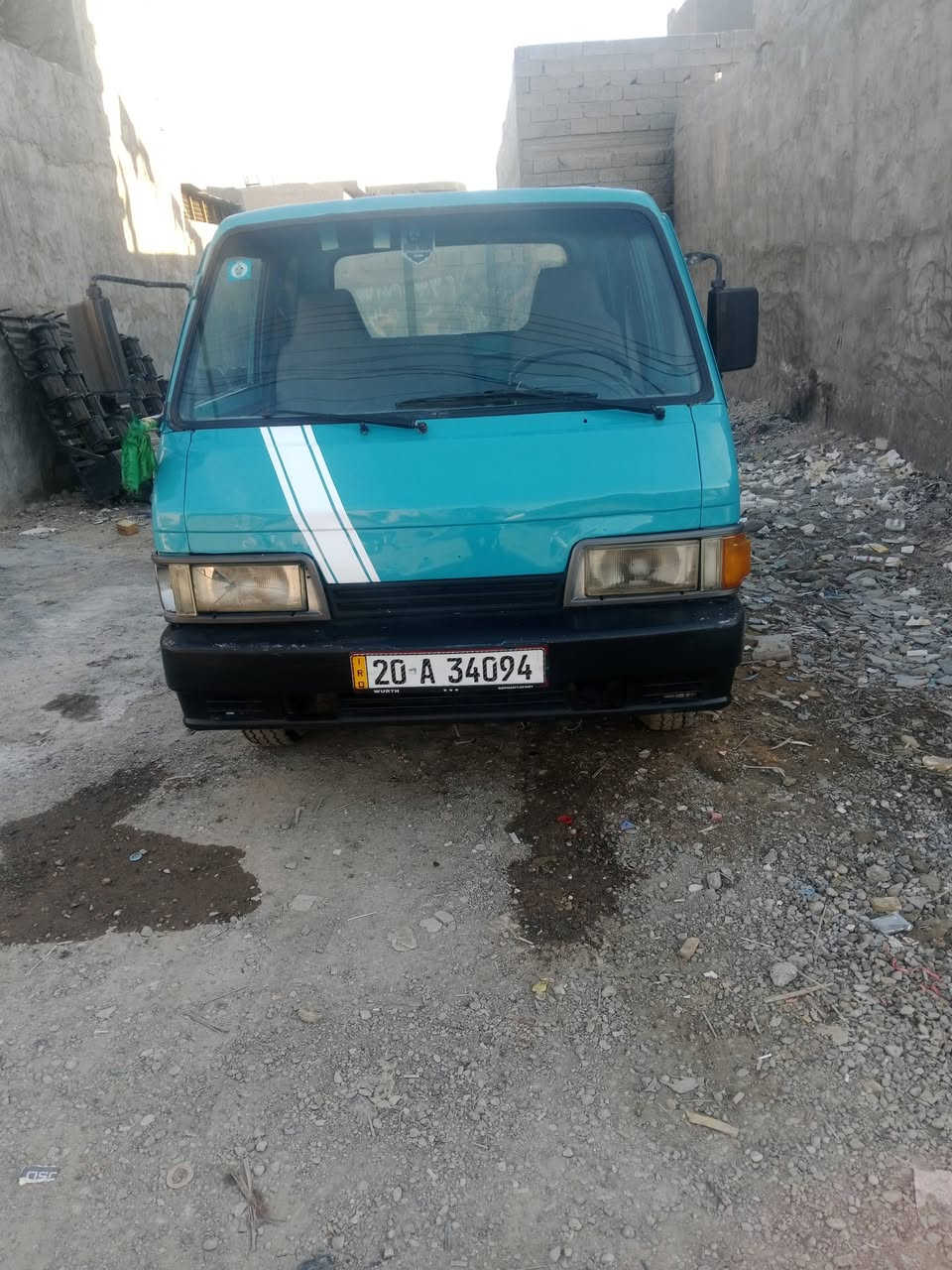 سلام عليكم كية بنكو موديل 1994رقم ديالى انكليزي سنوية لل30 مكينة كير أكسل محرك خير من اللة دوشمة جديدة العنوان بغداد جسر ديالى السعر 43 رقم هاتف ***********
