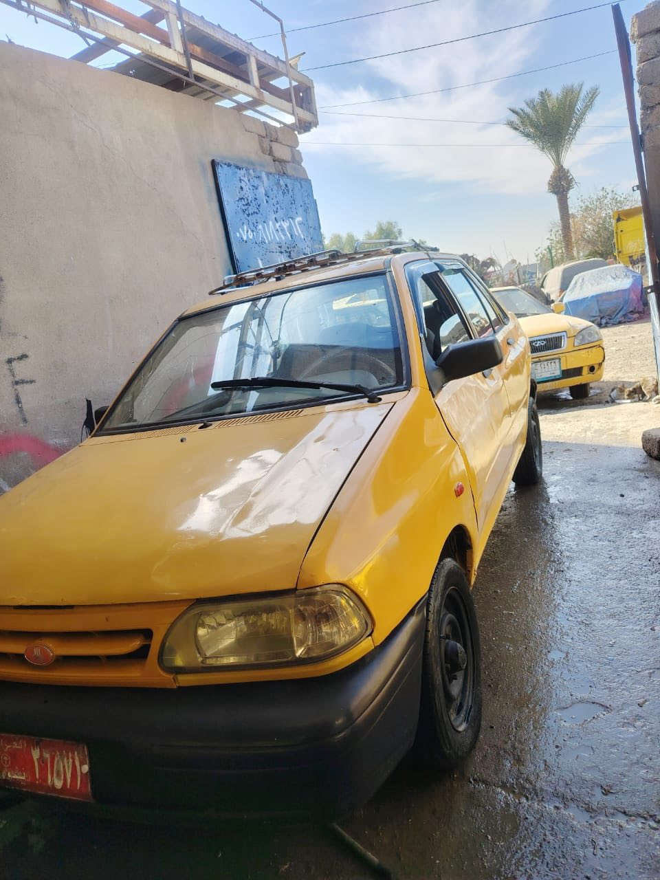 سايبا للبيع محرك كير نضيف  رقم احمر نينوى هيئه ٨٠٠ موديل ٢٠١٢ واير مني يعوزها شويه سيار شغل وطلع وين ماتريد ضخم اخو الجديد بوربرين طخم كامل كلو جديد درايم شفتات السعر ١٣ الي ماشتري لايكسر بل سياره بس الشراي يخبرني *********** وشكراً وتساب او اتصال وتدلل
