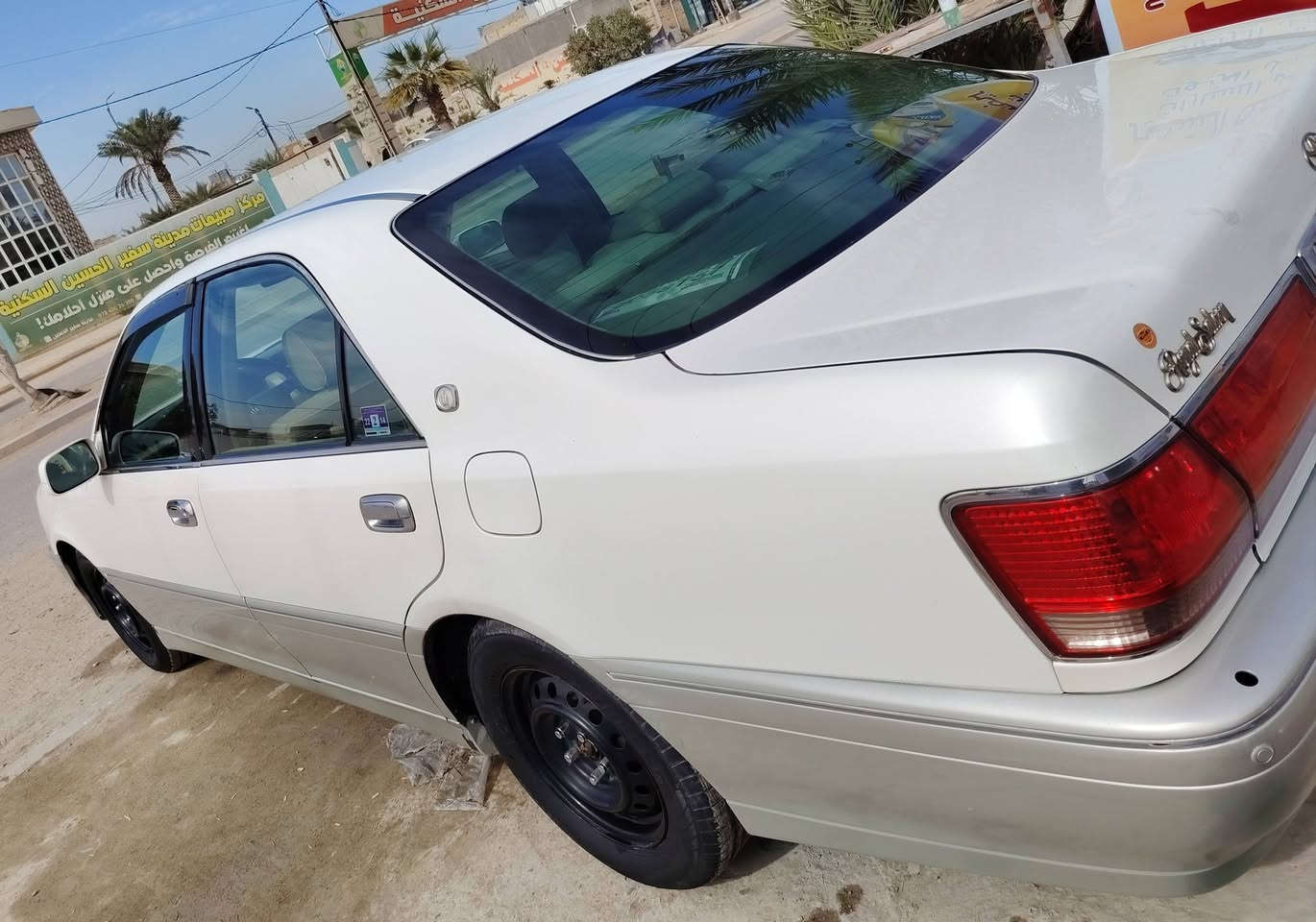 اللهم صلي ع محمد وآل محمد 
ملكه  1999 رقم نجف مداور 
  مكفوله كفاله عامه عدا قصة القمارة
مكينة كير كفالة حداديه جديده
  سعرها 118 وبيه مجال 
الاتصال : ***********2
العنوان النجف الأشرف/ كوفة
