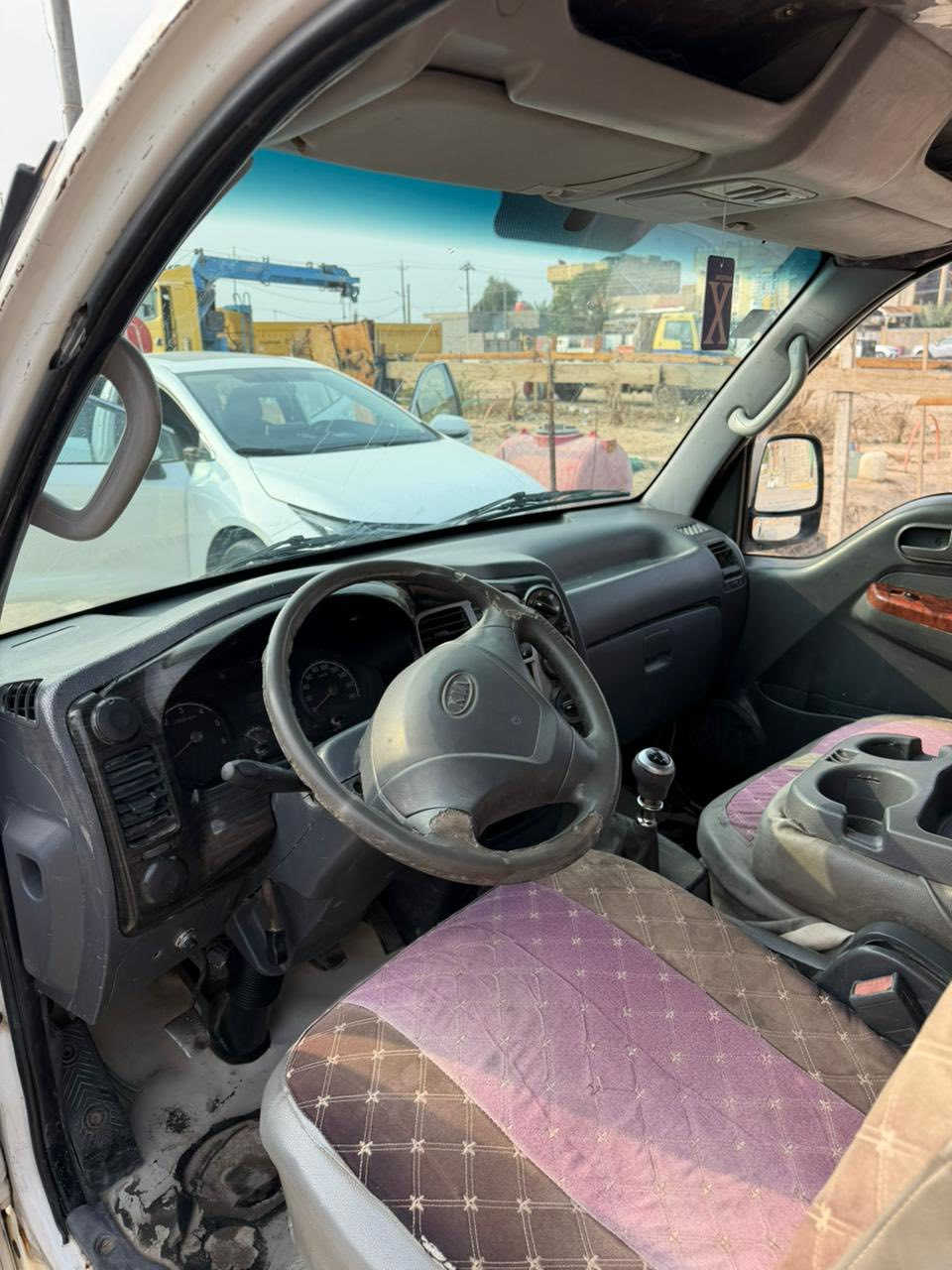 براد مديل ٢٠١١ بسمي رقم انكليزي سنويه تنتهي ٢٠٣٠ مكينه ٧ كير  مكاني بصره حي الشرطه ***********
