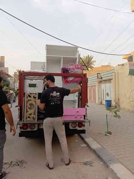 شركة المصطفى لنقل الأثاث العام
☎️ واتساب/اتصال: *********** 
زبائننا الأعزاء،
لا داعي للقلق، نحن في خدمتكم لجعل عملية نقل الأثاث أسهل وأسرع!
✅ خدماتنا تشمل:
نقل الأثاث من منزل إلى آخر بسرعة وأمان. 🏘️🏣
فريق عمل محترف ومدرّب على فك وتركيب الأثاث. 👨‍🔧
نجّارين متخصصين بجميع أنواع الأثاث (ماليزي، تركي، عراقي وغيرها). 🪑
سيارات نقل مجهزة (هينو كبيرة – كيا صغيرة) لتناسب جميع احتياجاتكم. 🚛
تغليف وحماية الأثاث بعناية كاملة تحت مسؤوليتنا. 🤝
🚚 خدمتنا تشمل النقل داخل النجف والاقضيه والنواحي 
📞 اتصل الآن، وسنتكفل بكل شيء من المعاينة إلى التوصيل بأمان!
 خبرة وثقة بين يديك!
