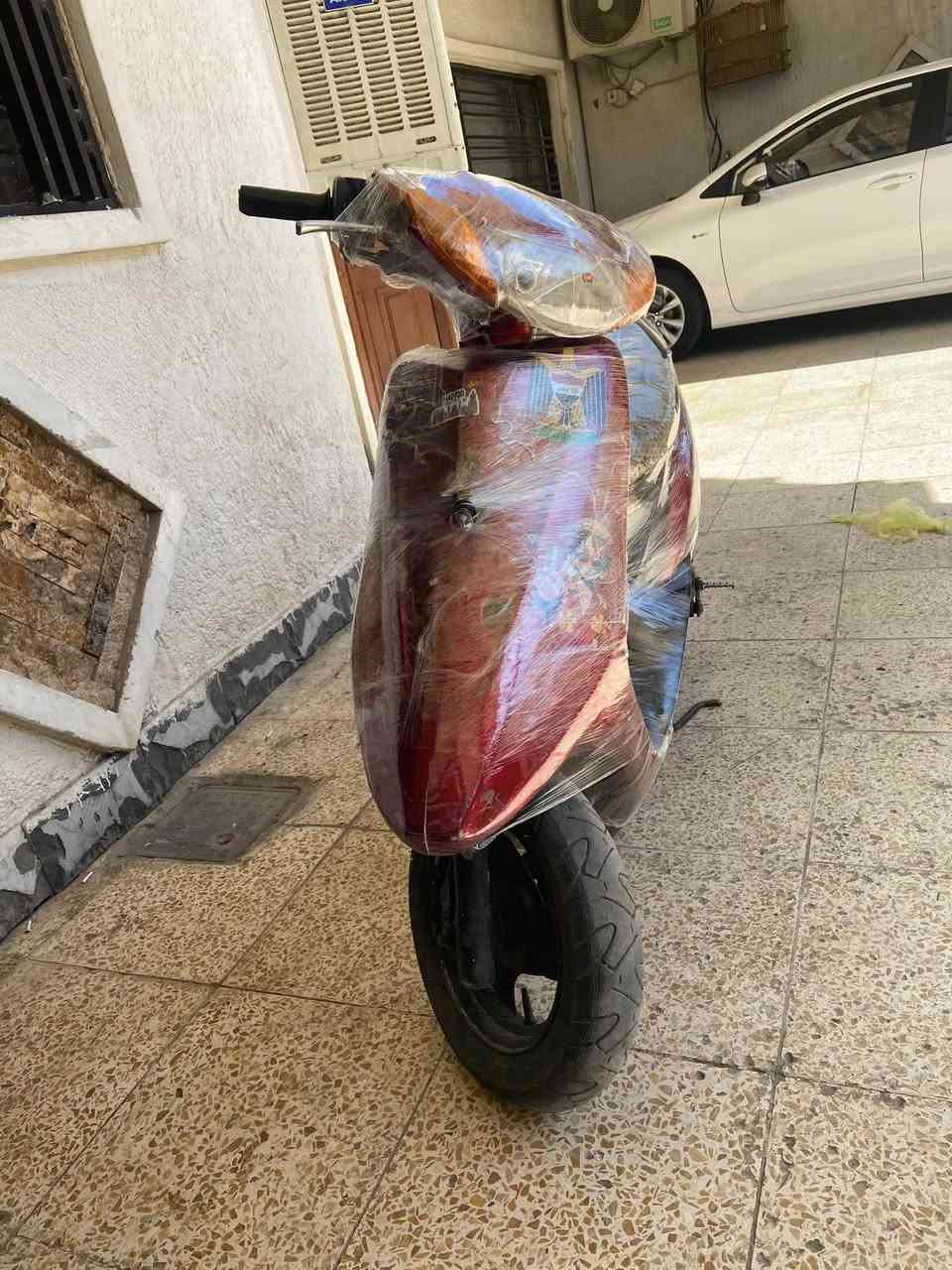السلام عليكم 
دراجه عصفور اكتروني شغاله هندر ل سلف فقط ل باتري تشحنه 
كهربائيات كامله شرط شلعه ومعدل السعر ٢٢٥ 
المكان بغداد 
خاص


**إذا كنت صاحب هذا الإعلان وتريد حذفه لأي سبب، رجاءا أرسل رسالة إلى الدعم الفني**