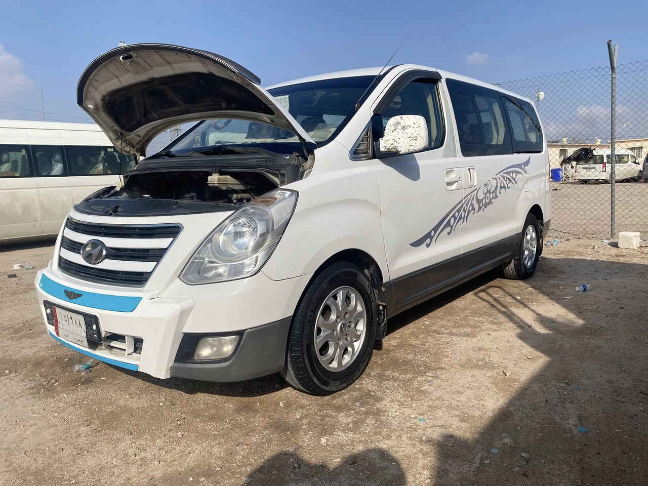 ستاركس 2015مفتوح محوره مسكر مكينه سورنتو 7سياره جاهزه مكينه كير حداديه تخم تاير بيه بس شبرين صبغ ب الربع الوره صفحه العبري والباقي كفاله بسمي سنويه ل27 اريده مراوس بستاريا مديل22وفوك مراوس فقط ***********
