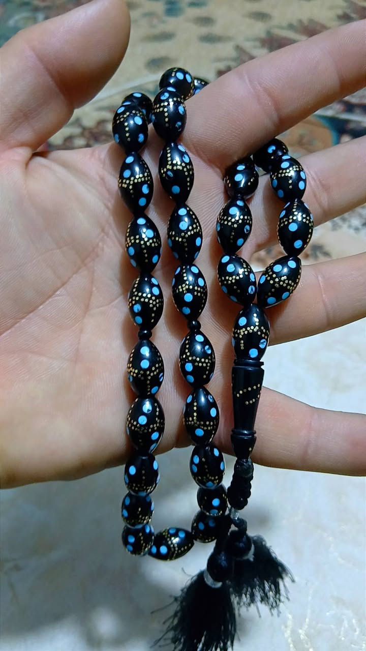 مسابح اصليه قديم كل وحده مكتوب سعرها العنوان الفلوجه قرب الحديقه العامه
***********
