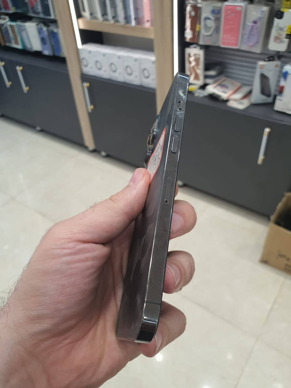 ايفون ١٢ برو ماكس جهاز بلادي مكفول من كلشي بطارية بلادية ٧٧ نضافة ٩٧ بالمية السعر ٥٢٥ يوجد توصيل


**إذا كنت صاحب هذا الإعلان وتريد حذفه لأي سبب، رجاءا أرسل رسالة إلى الدعم الفني**